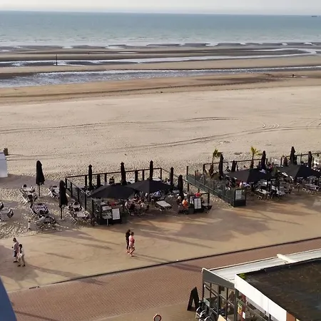 Penthousebeach Apartment *