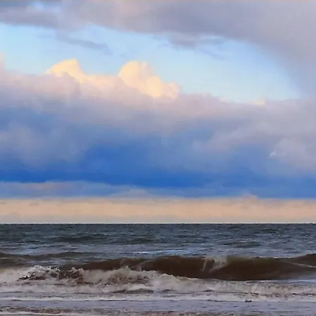 Penthousebeach Apartment