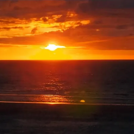 Penthousebeach Apartment